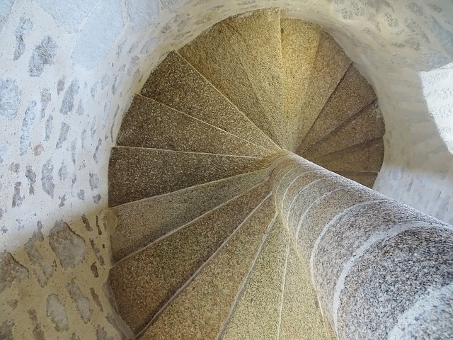 točité schody